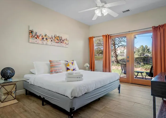 Private Hot Tub -3 Bedroom House - Breakfast Included Sedona