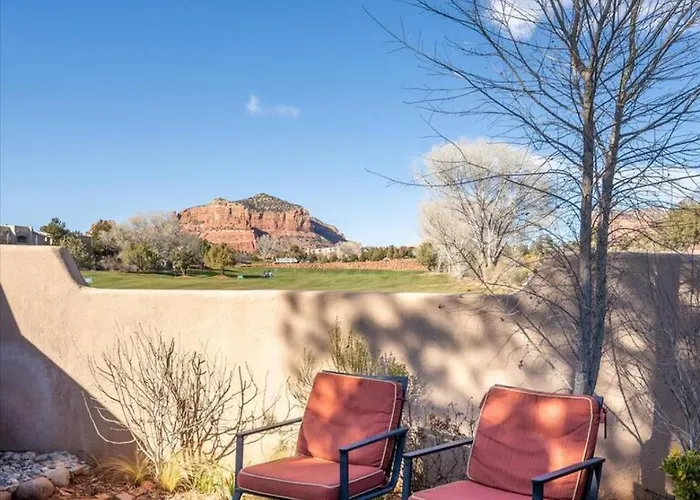 Private Hot Tub -3 Bedroom House - Breakfast Included